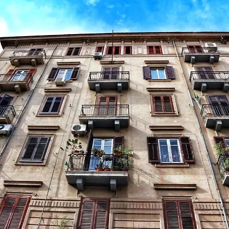 Funky Flat-2