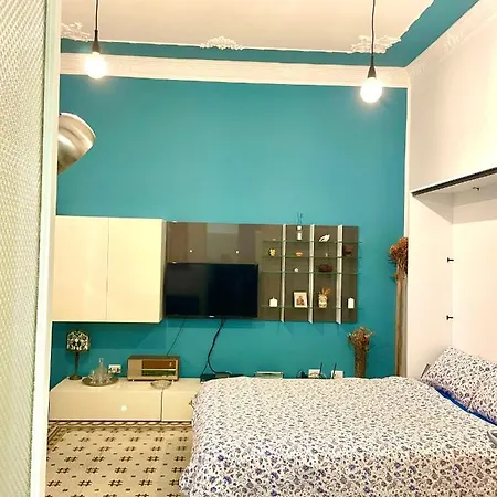 Funky Flat-3